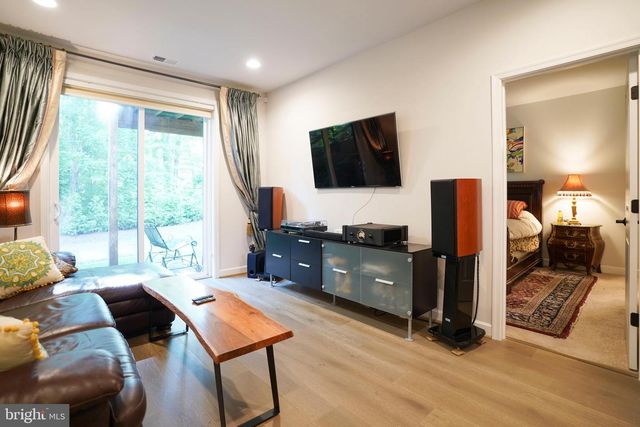 4507 PLATEAU DR, Fairfax, VA 22030