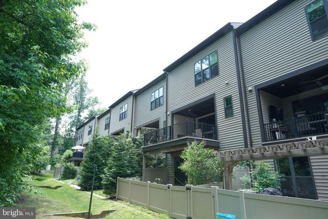 4507 PLATEAU DR, Fairfax, VA 22030