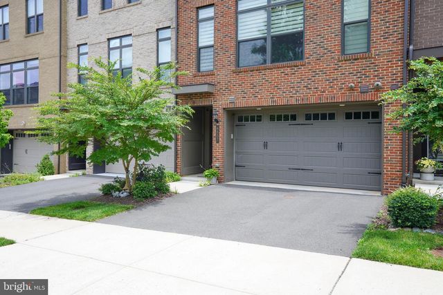 4507 PLATEAU DR, Fairfax, VA 22030