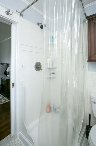 17 Annandale Terrace, Newport, RI 02840