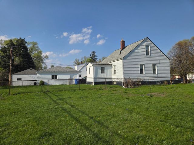 21409 Panama Street, Warren, MI 48091