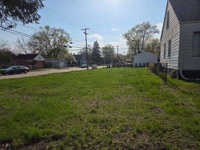 21409 Panama Street, Warren, MI 48091