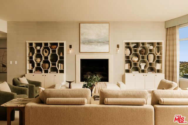 1 W Century Drive 28B, Los Angeles, CA 90067