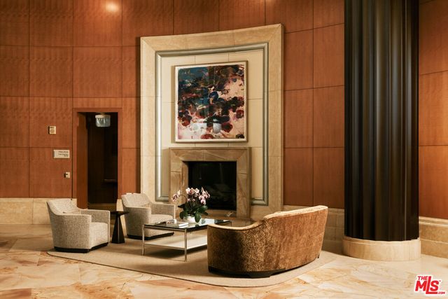 1 W Century Drive 28B, Los Angeles, CA 90067