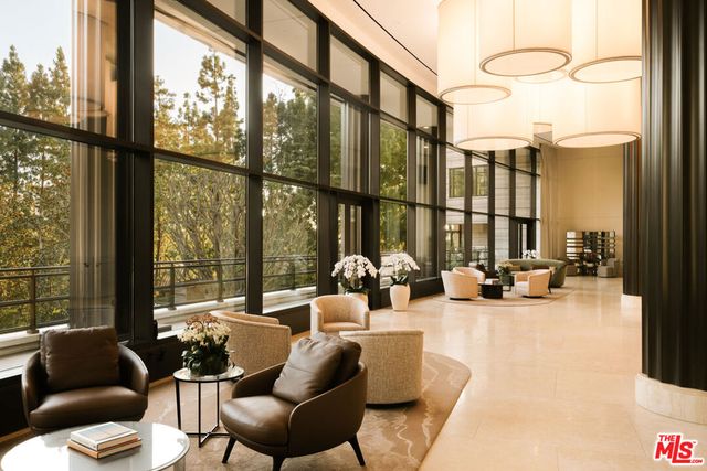 1 W Century Drive 28B, Los Angeles, CA 90067