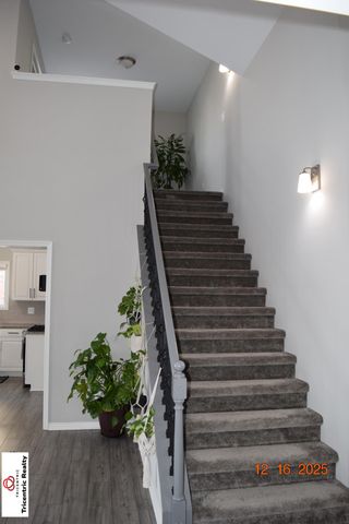 30295 Berghway Trail, Warren, MI 48092