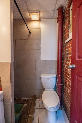 1138 West Maple Street, Allentown City, PA 18102
