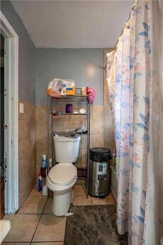 1138 West Maple Street, Allentown City, PA 18102