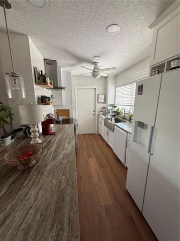 2915 WEBBER STREET, Sarasota, FL 34239