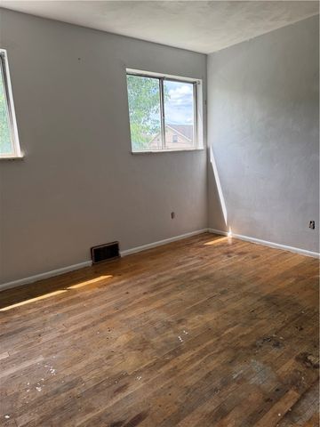 109 Gahela St, Belle Vernon, PA 15012