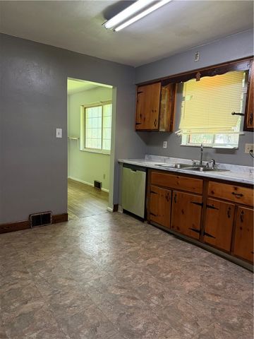 109 Gahela St, Belle Vernon, PA 15012
