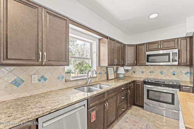 415 Hibiscus Trail, Melbourne Beach, FL 32951