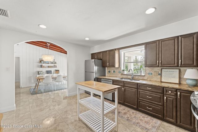 415 Hibiscus Trail, Melbourne Beach, FL 32951