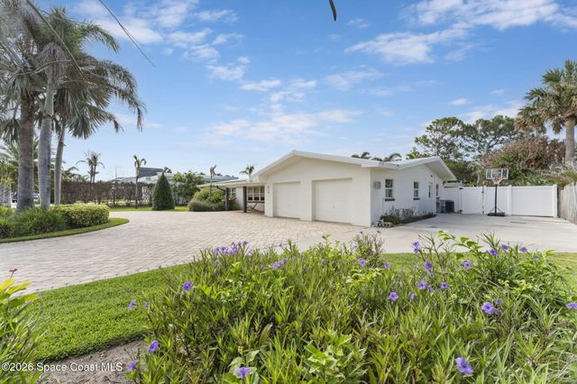 415 Hibiscus Trail, Melbourne Beach, FL 32951