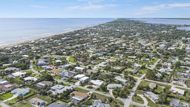 415 Hibiscus Trail, Melbourne Beach, FL 32951