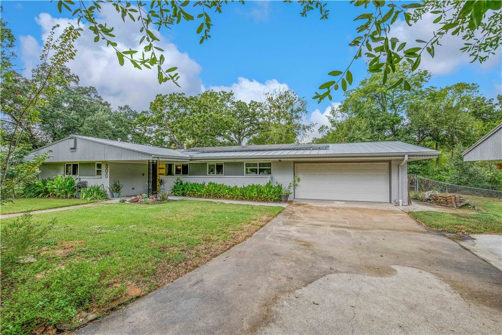 800 Hawthorn Street, College Station, TX 77840 — photo 4