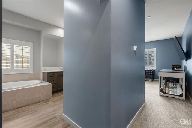 15811 Waterford Street, Bakersfield, CA 93314