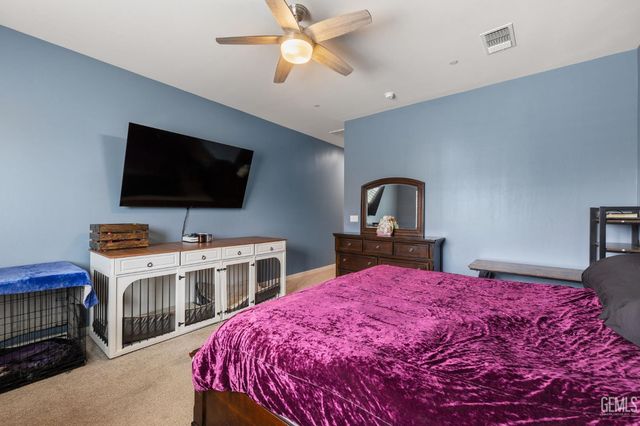 15811 Waterford Street, Bakersfield, CA 93314