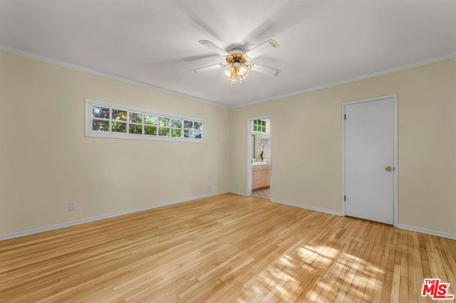 125 S Saltair Avenue, Los Angeles, CA 90049