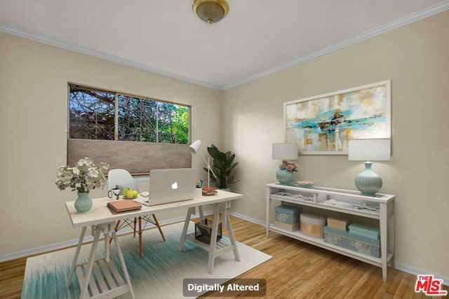 125 S Saltair Avenue, Los Angeles, CA 90049