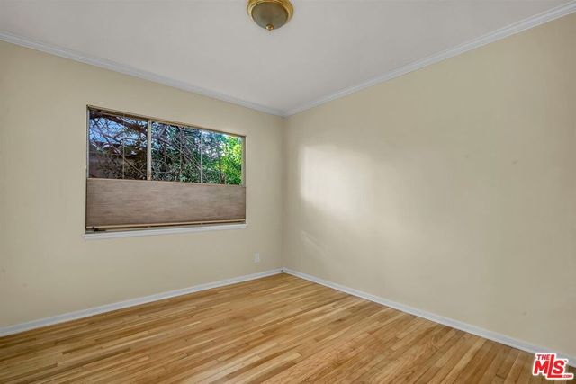 125 S Saltair Avenue, Los Angeles, CA 90049