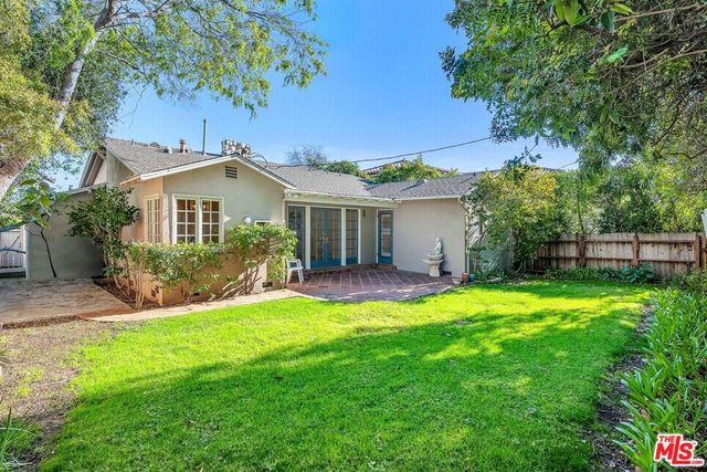 125 S Saltair Avenue, Los Angeles, CA 90049