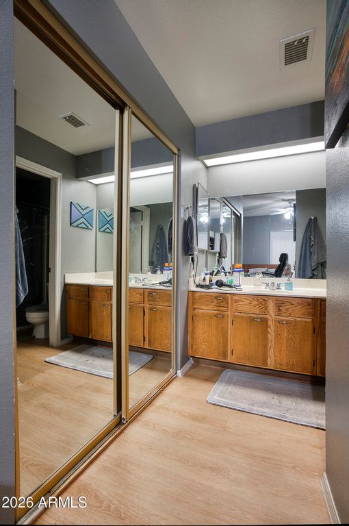 Image 13 of property listing at 2035 S ELM Street 138, Tempe, AZ 85282