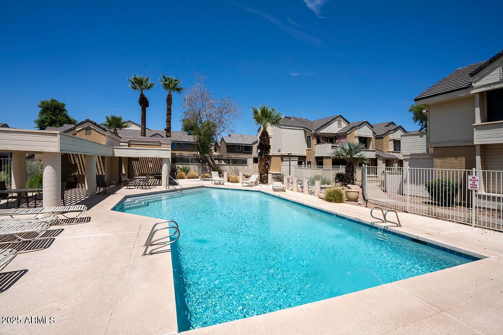 Image 25 of property listing at 2035 S ELM Street 138, Tempe, AZ 85282