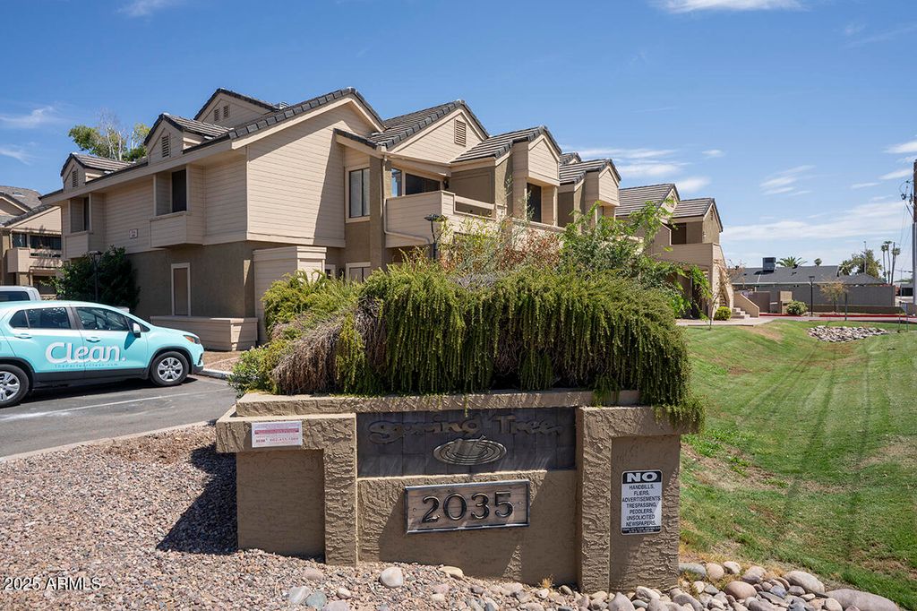 Image 26 of property listing at 2035 S ELM Street 138, Tempe, AZ 85282