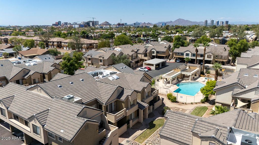 Image 29 of property listing at 2035 S ELM Street 138, Tempe, AZ 85282