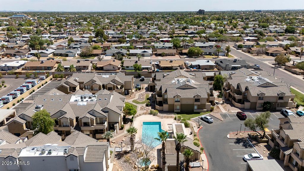 Image 32 of property listing at 2035 S ELM Street 138, Tempe, AZ 85282