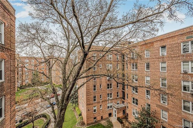 5610 Netherland Avenue 5G, Bronx, NY 10471