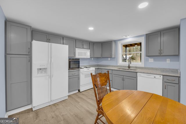 1001 Beatenbough Road, Canon, GA 30520