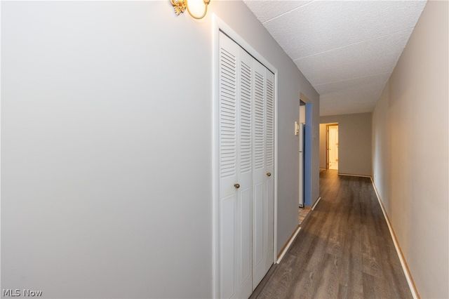 521 Tollis Pky 288, Broadview Heights, OH 44147