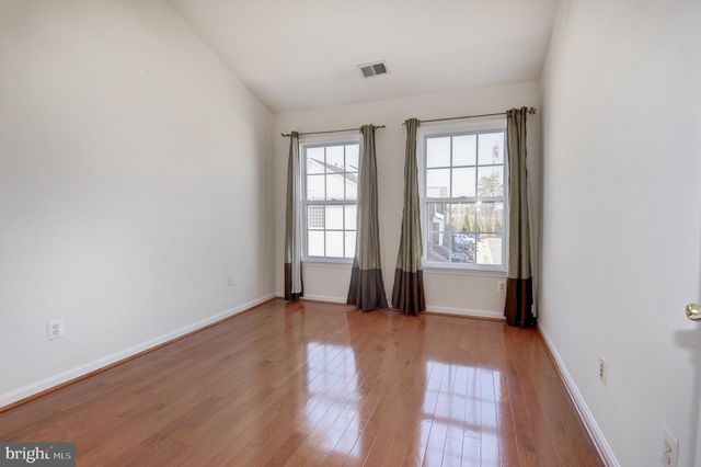 18818 SILVERWOOD TER, Leesburg, VA 20176