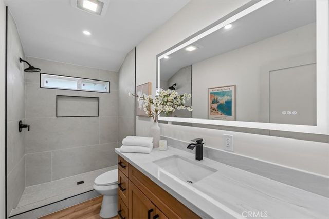 5134 Faust, Lakewood, CA 90713