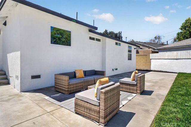 5134 Faust, Lakewood, CA 90713