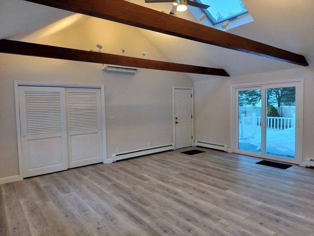 3 Stone Hill Ter, Walpole, MA 02081