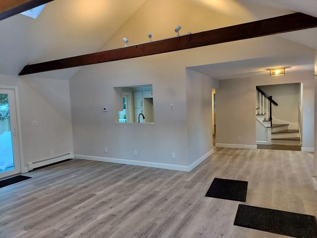 3 Stone Hill Ter, Walpole, MA 02081