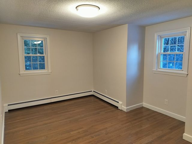 3 Stone Hill Ter, Walpole, MA 02081