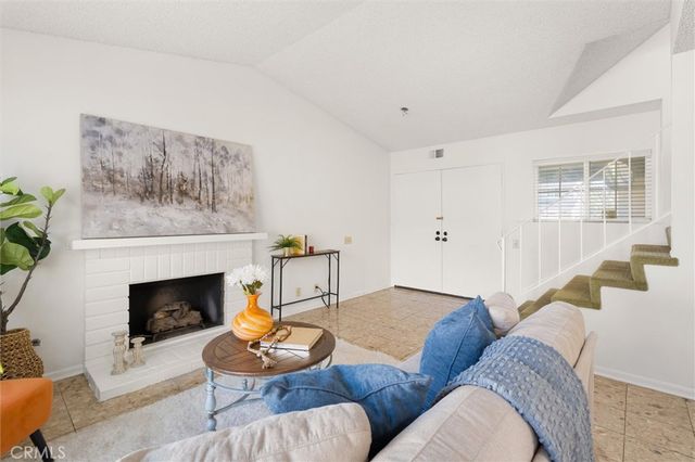 5460 E Village Drive, Commerce, CA 90040