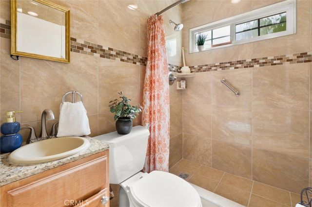 5460 E Village Drive, Commerce, CA 90040