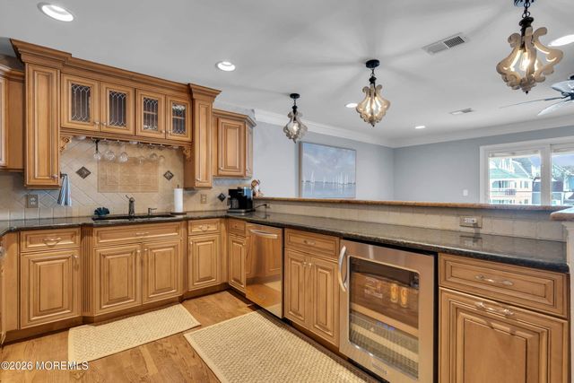 101 New Jersey Avenue 4D, Point Pleasant Beach, NJ 08742