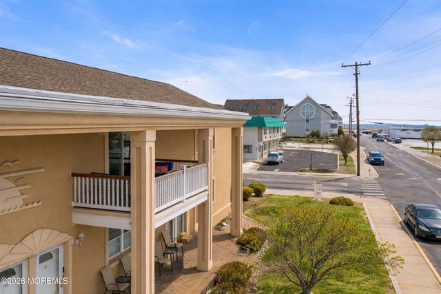 101 New Jersey Avenue 4D, Point Pleasant Beach, NJ 08742