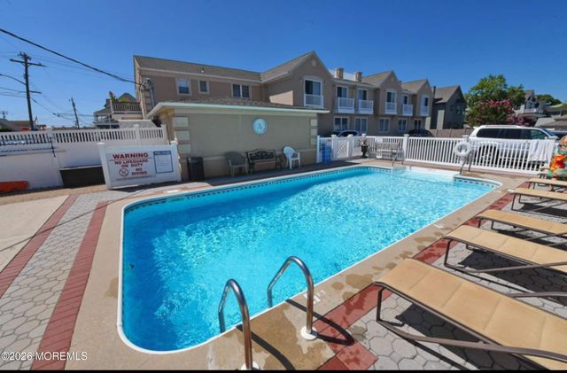 101 New Jersey Avenue 4D, Point Pleasant Beach, NJ 08742