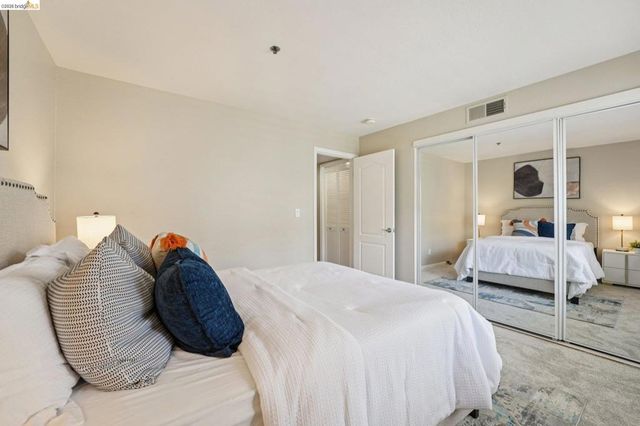 535 Pierce St 3216, Albany, CA 94706