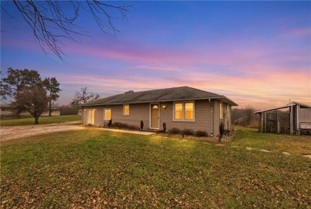 15414 Y Highway, Excelsior Springs, MO 64024