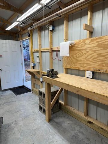 15414 Y Highway, Excelsior Springs, MO 64024