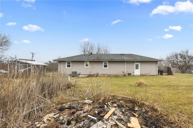 15414 Y Highway, Excelsior Springs, MO 64024