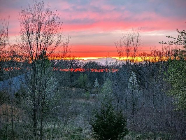 15414 Y Highway, Excelsior Springs, MO 64024